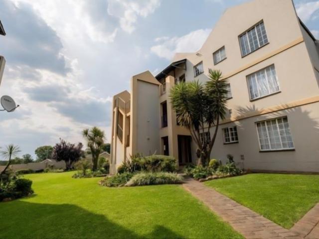 2 Bedroom Apartment / Flat For Sale in Horison