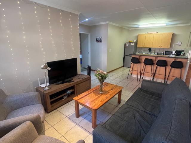 2 Bedroom Apartment / Flat For Sale in Hatfield
