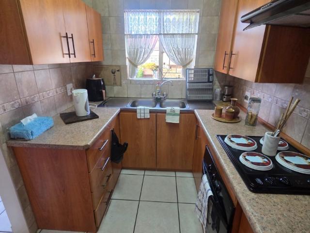 2 Bedroom Apartment / Flat For Sale in La Hoff