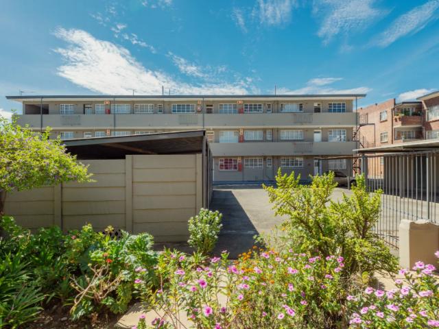 2 Bedroom Apartment / Flat For Sale in Lambton