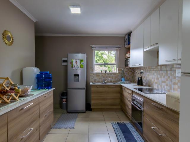 2 Bedroom Apartment / Flat For Sale in Montana