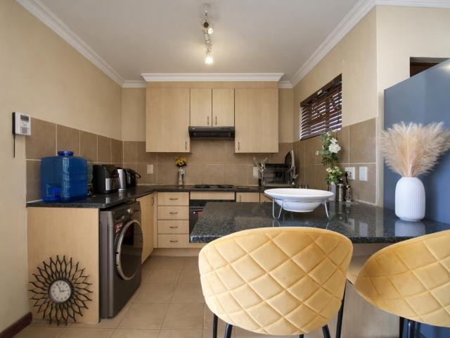 2 Bedroom Apartment / Flat For Sale in Montana Tuine