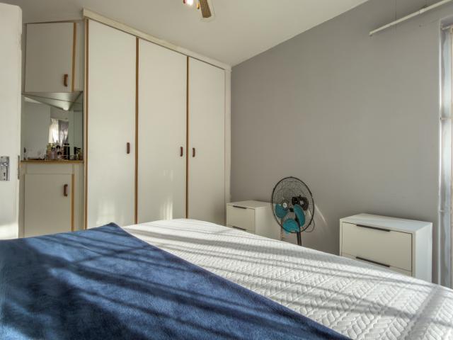 2 Bedroom Apartment / Flat For Sale in Morningside