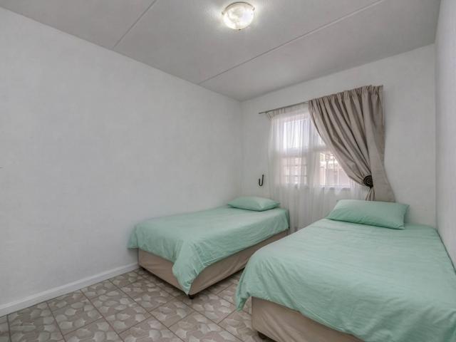 2 Bedroom Apartment / Flat For Sale in Morningside