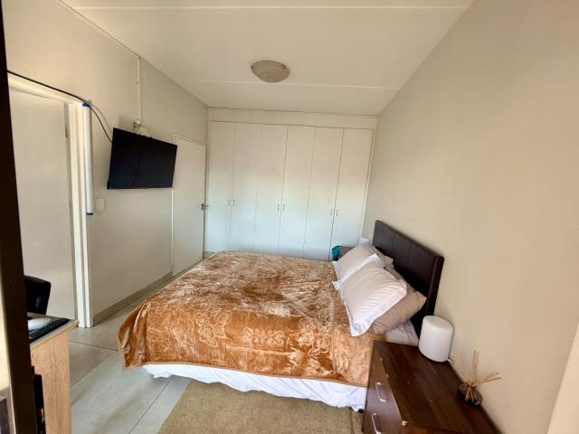 2 Bedroom Apartment / Flat For Sale in Magaliessig