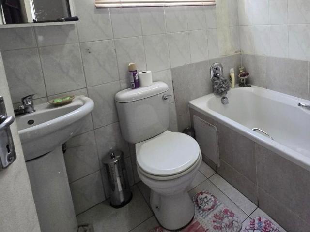 2 Bedroom Apartment / Flat For Sale in Meyersdal
