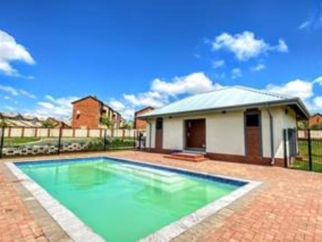 2 Bedroom Apartment / Flat For Sale in Noordwyk