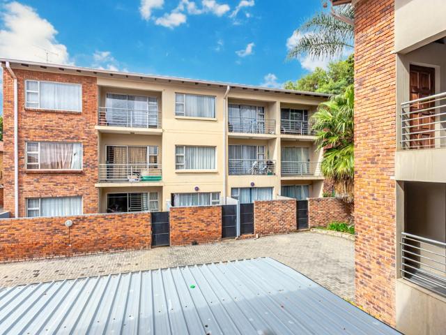2 Bedroom Apartment / Flat For Sale in Northcliff