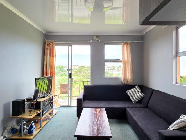 2 Bedroom Apartment / Flat For Sale in Scenery Park