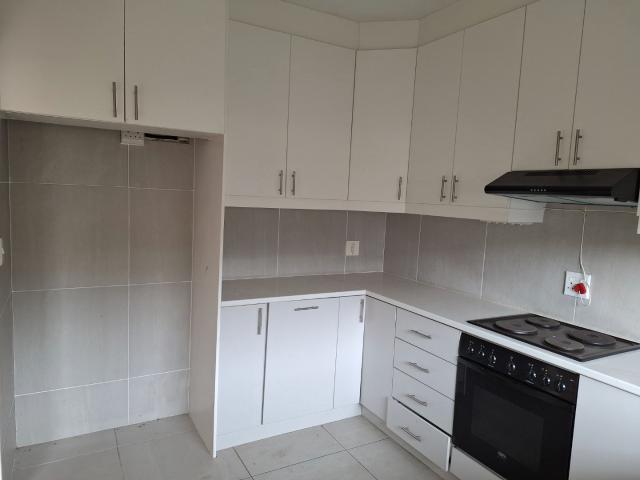 2 Bedroom Apartment / Flat For Sale in Scottsville