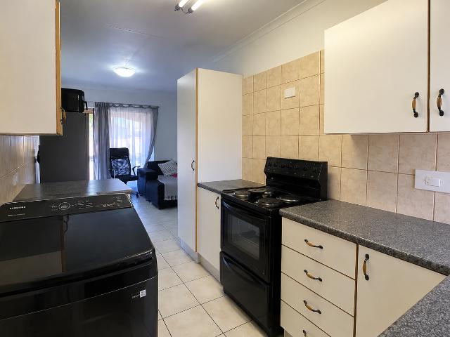 2 Bedroom Apartment / Flat For Sale in Shelly Beach
