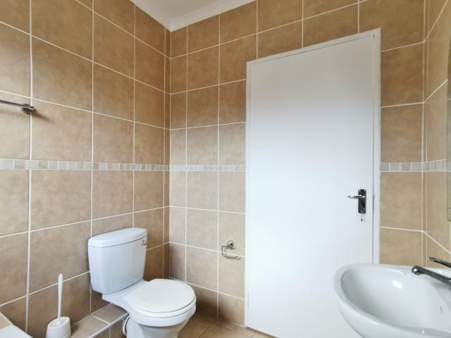 2 Bedroom Apartment / Flat For Sale in Sherwood