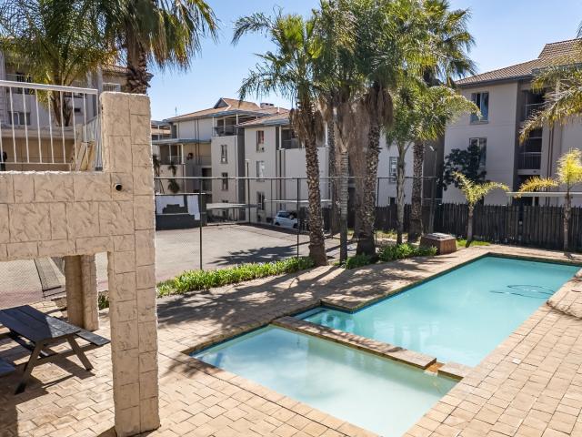 2 Bedroom Apartment / Flat For Sale in Sunninghill