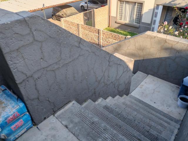 2 Bedroom Apartment / Flat For Sale in Parkrand