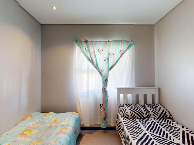 2 Bedroom Apartment / Flat For Sale in Pinelands