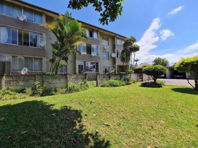 2 Bedroom Apartment / Flat For Sale in Pinetown Central
