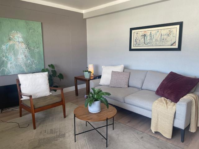 2 Bedroom Apartment / Flat For Sale in Plumstead