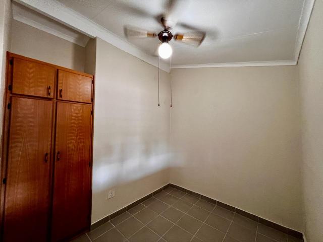 2 Bedroom Apartment / Flat For Sale in Rooiberg