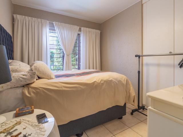 2 Bedroom Apartment / Flat For Sale in Randpark Ridge