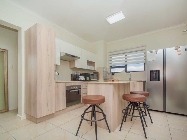 2 Bedroom Apartment / Flat For Sale in Randpark Ridge