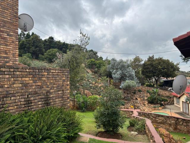 2 Bedroom Apartment / Flat For Sale in Ridgeway