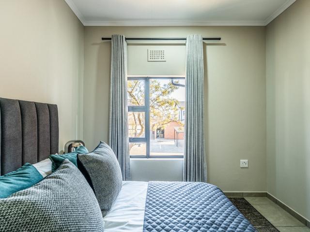 2 Bedroom Apartment / Flat For Sale in Rietvalleirand