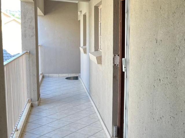 2 Bedroom Apartment / Flat For Sale in Waterval East
