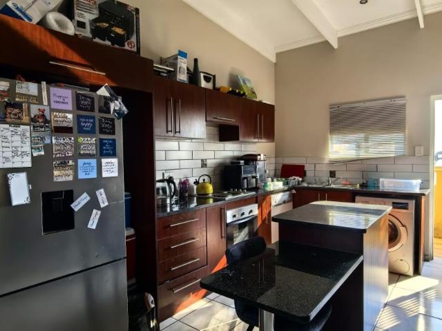 2 Bedroom Apartment / Flat For Sale in Waterval East