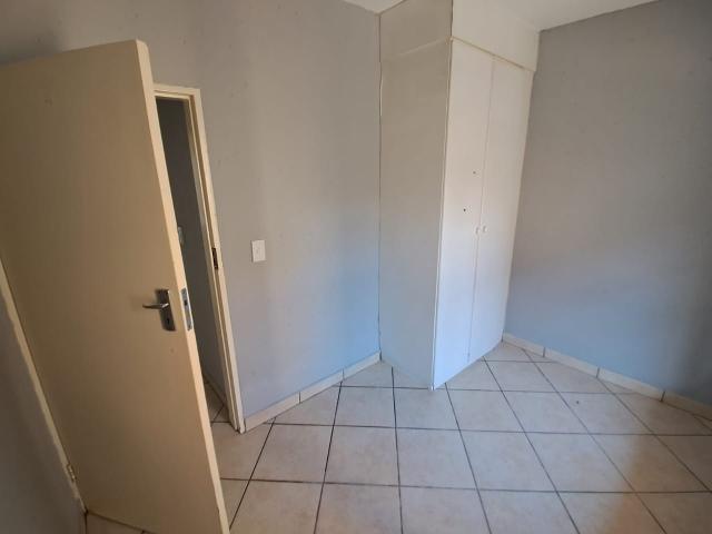 2 Bedroom Apartment / Flat For Sale in Waterval East