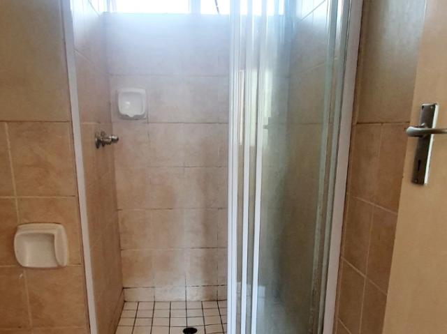 2 Bedroom Apartment / Flat For Sale in Weavind Park