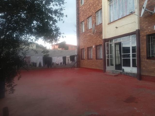 2 Bedroom Apartment / Flat For Sale in West Turffontein