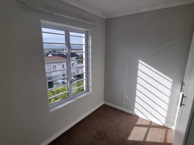 2 Bedroom Apartment / Flat For Sale in West Beach