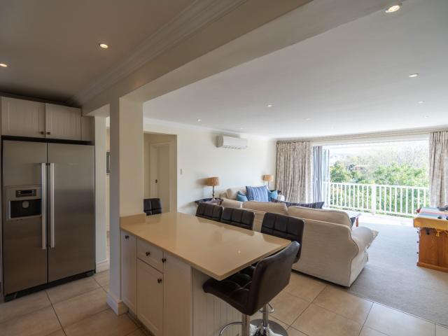 2 Bedroom Apartment / Flat For Sale in West Hill