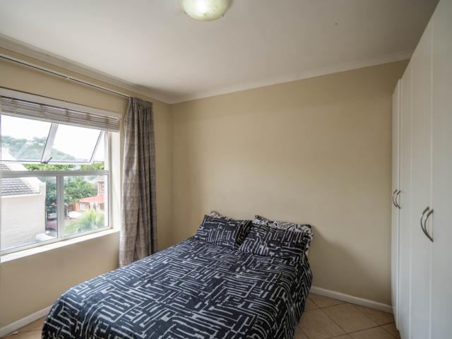 2 Bedroom Apartment / Flat For Sale in West Hill