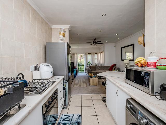2 Bedroom Apartment / Flat For Sale in Wilgeheuwel