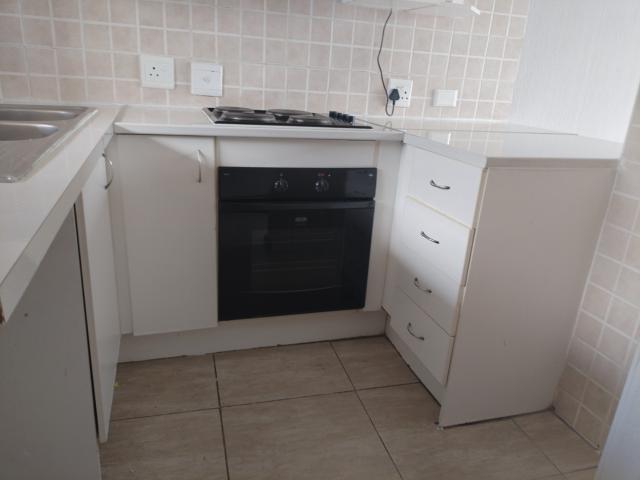 2 Bedroom Apartment / Flat For Sale in Wilgeheuwel