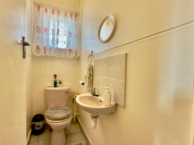 2 Bedroom Apartment / Flat For Sale in Windermere