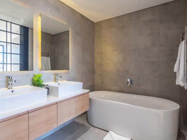 2 Bedroom Apartment / Flat For Sale in Three Anchor Bay