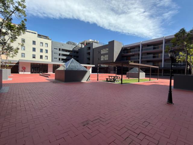 2 Bedroom Apartment / Flat For Sale in Umhlanga Ridge