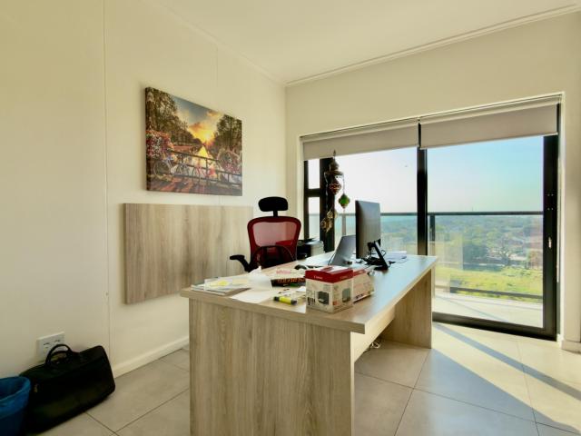 2 Bedroom Apartment / Flat For Sale in Umhlanga Ridge