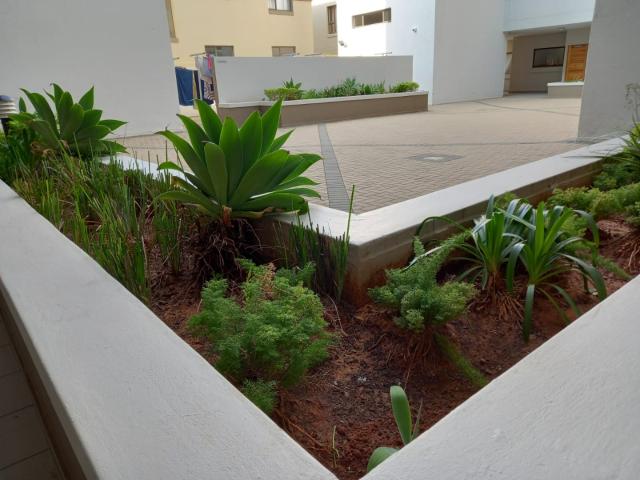 2 Bedroom Apartment / Flat For Sale in Umhlanga Ridge