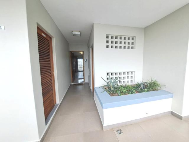 2 Bedroom Apartment / Flat For Sale in Umhlanga Ridge