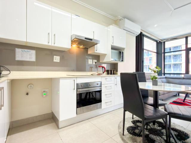 2 Bedroom Apartment / Flat For Sale in Umhlanga Ridge