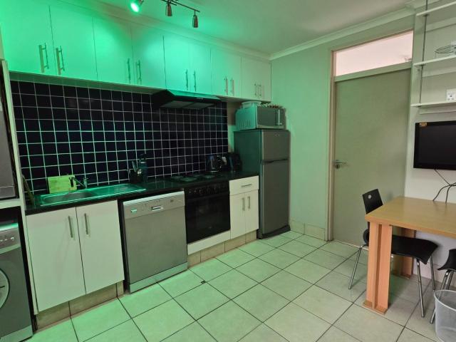 2 Bedroom Apartment / Flat For Sale in Universitas