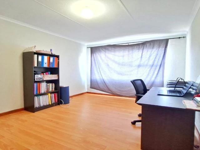 2 Bedroom Apartment / Flat For Sale in Vorna Valley