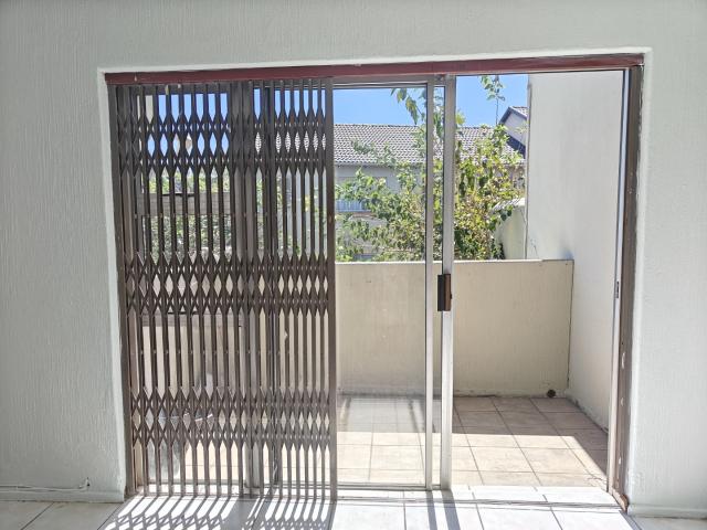 2 Bedroom Apartment / Flat For Sale in Vorna Valley
