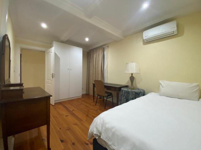 2 Bedroom Apartment / Flat To Rent in Waterkloof