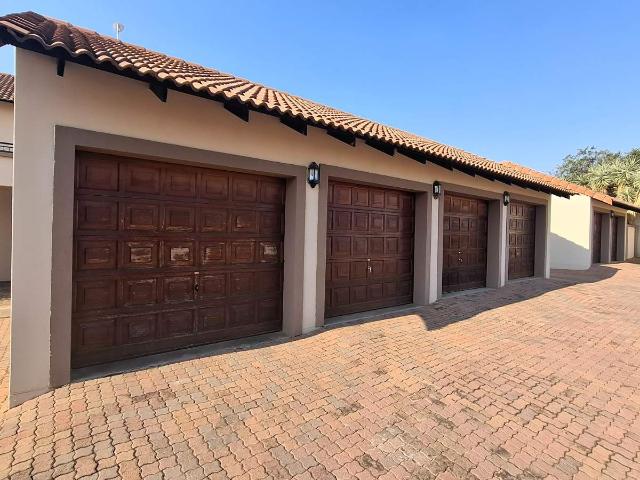 2 Bedroom Apartment / Flat To Rent in Bendor