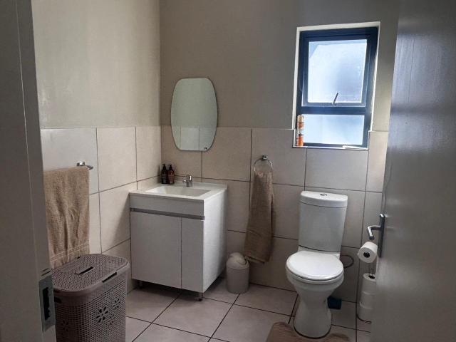 2 Bedroom Apartment / Flat To Rent in Benoni AH
