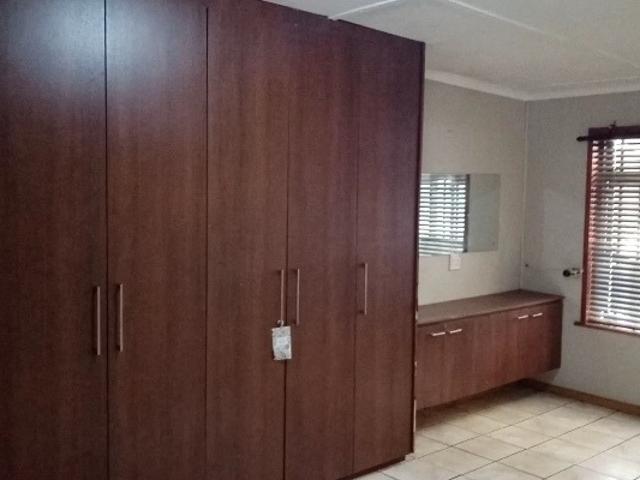 2 Bedroom Apartment / Flat To Rent in Belthorn Estate